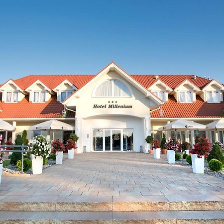 Hotel Millenium Góra Motyczna 외부 사진