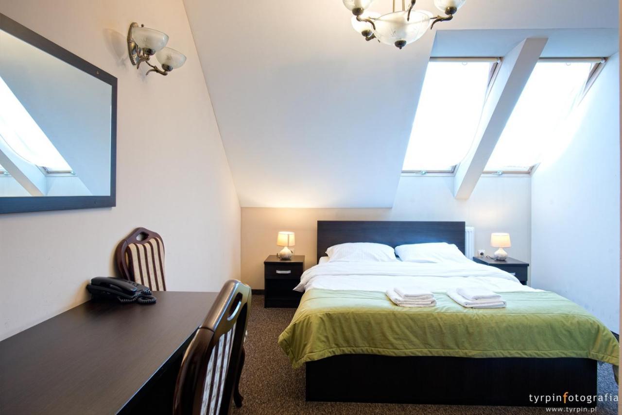 Hotel Millenium Góra Motyczna 외부 사진