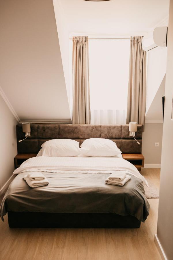 Hotel Millenium Góra Motyczna 외부 사진