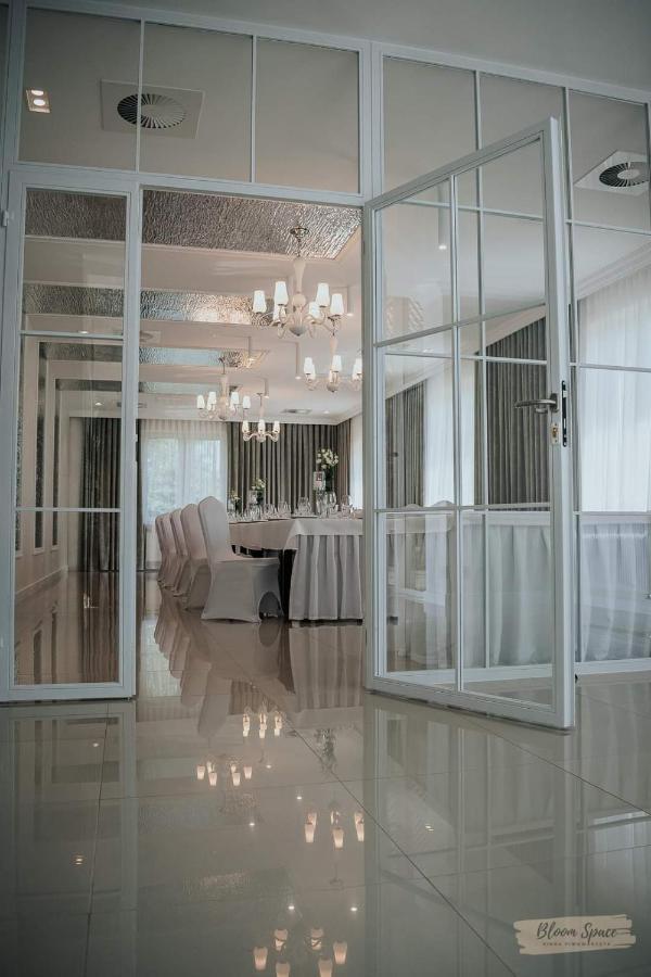 Hotel Millenium Góra Motyczna 외부 사진