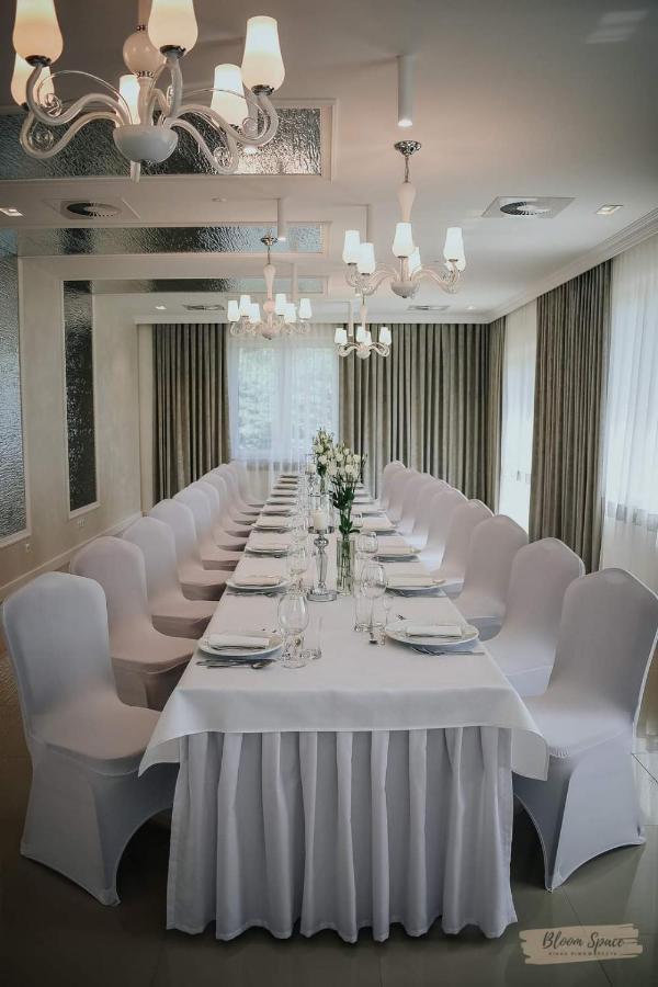 Hotel Millenium Góra Motyczna 외부 사진