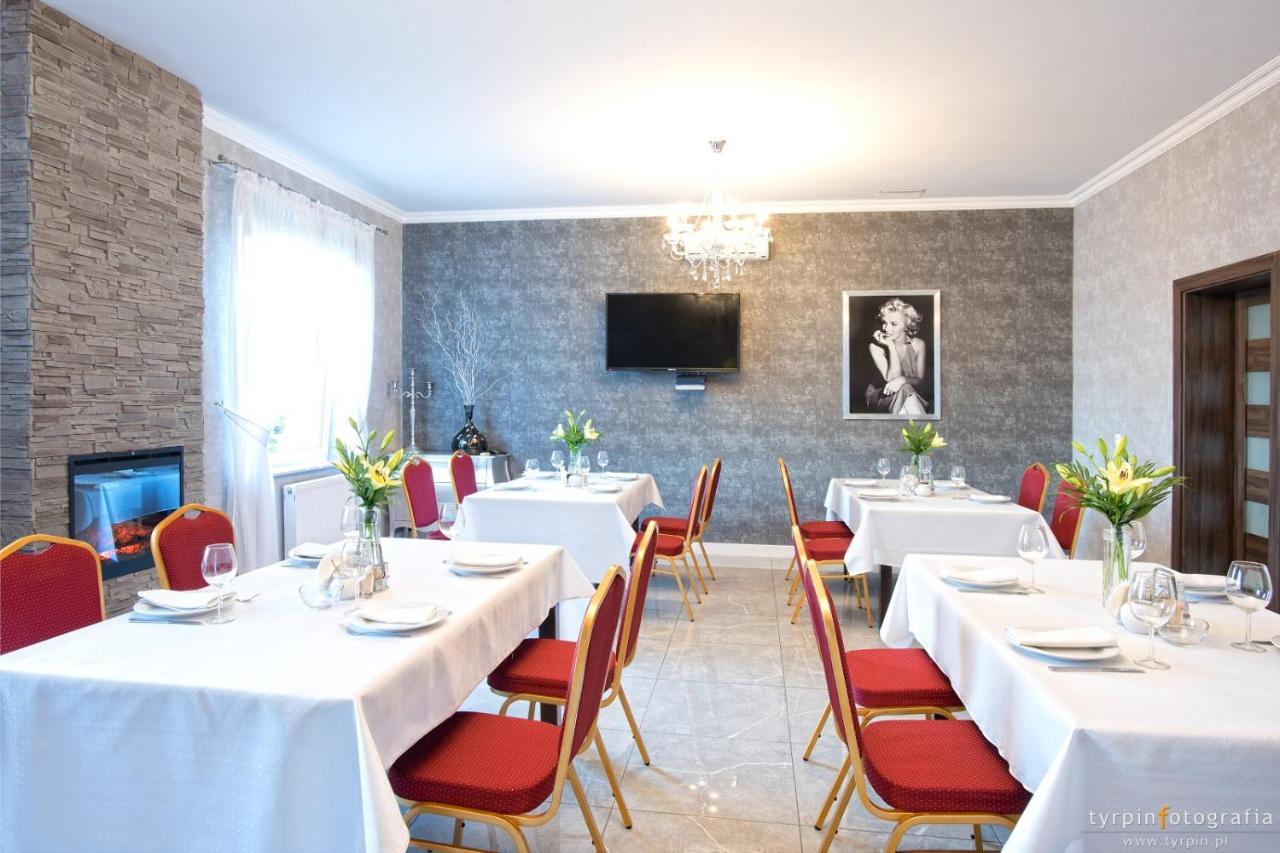 Hotel Millenium Góra Motyczna 외부 사진