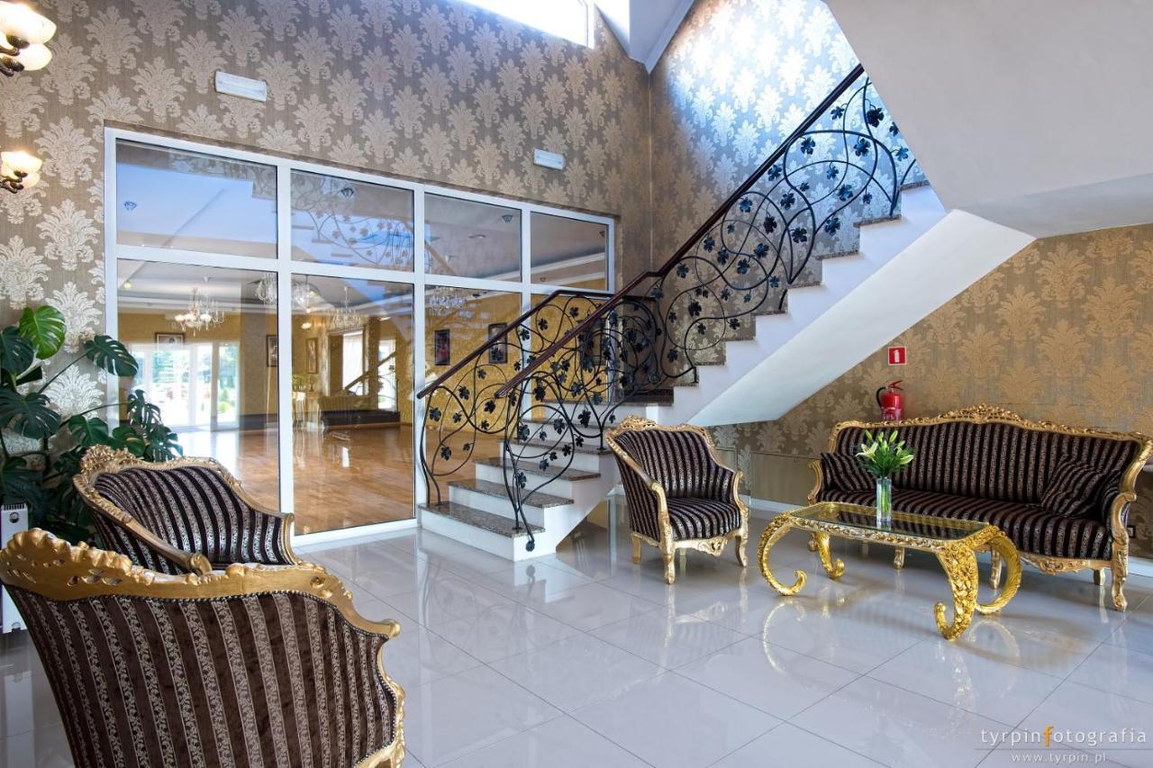 Hotel Millenium Góra Motyczna 외부 사진