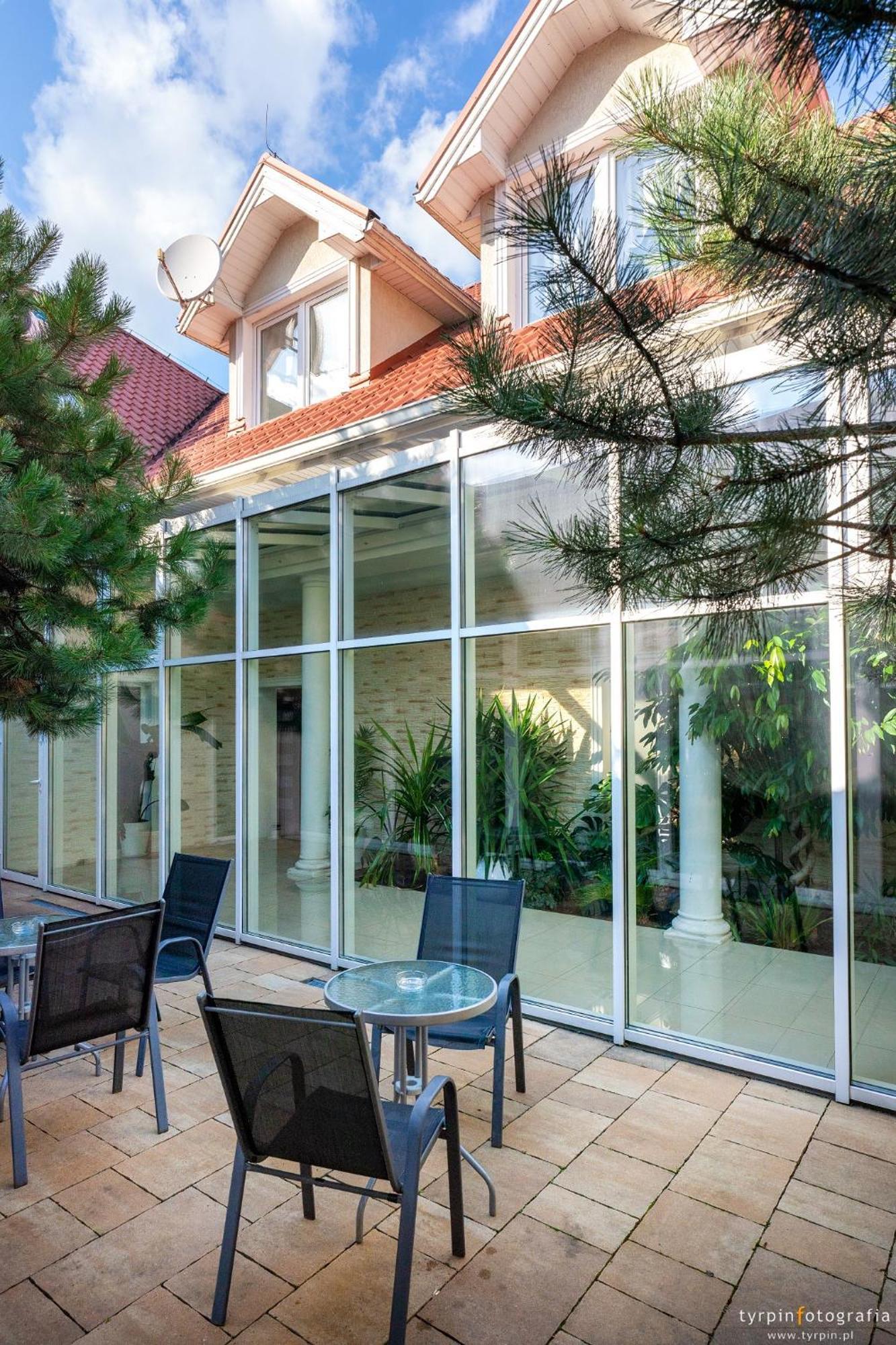 Hotel Millenium Góra Motyczna 외부 사진