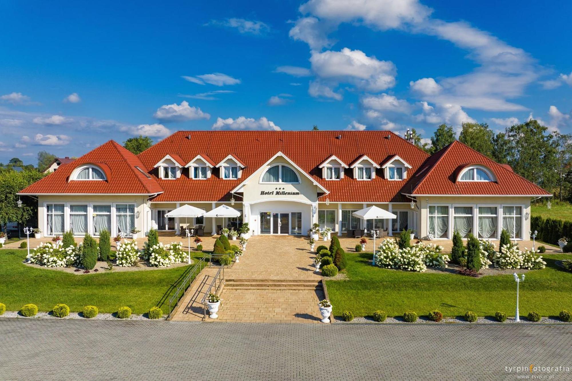 Hotel Millenium Góra Motyczna 외부 사진
