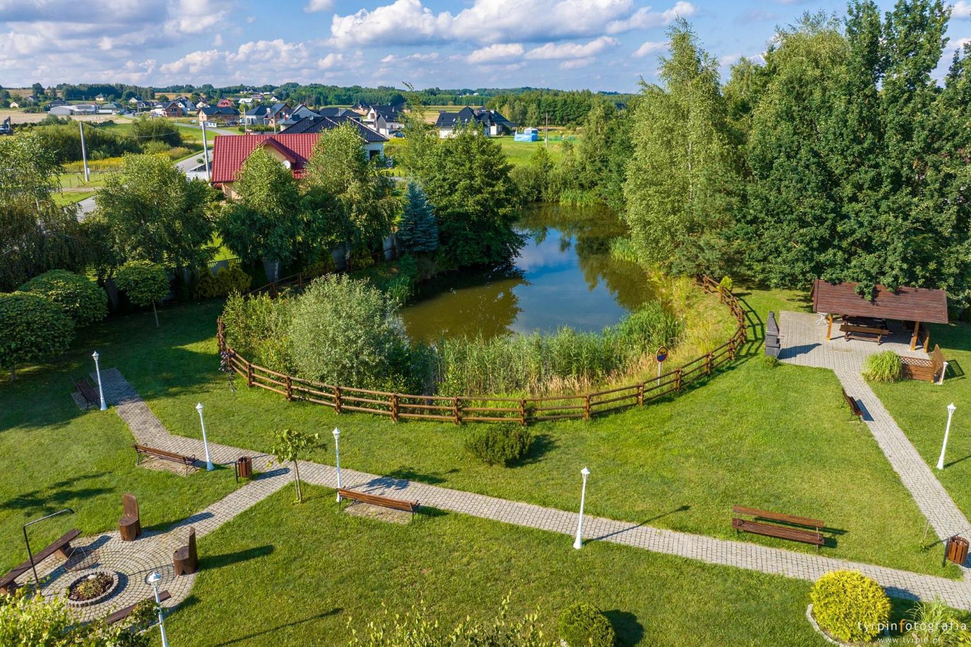 Hotel Millenium Góra Motyczna 외부 사진