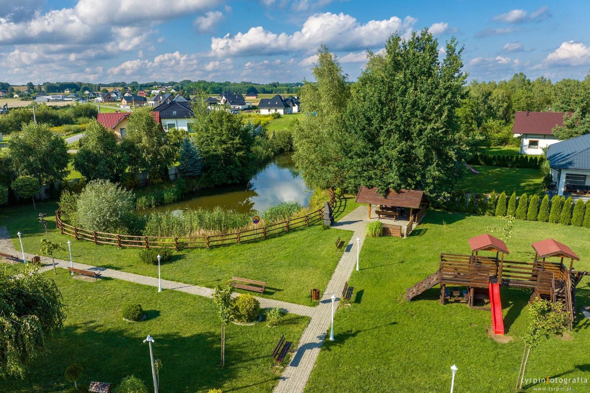 Hotel Millenium Góra Motyczna 외부 사진