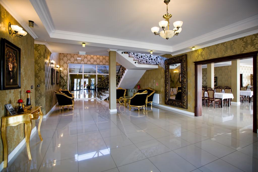 Hotel Millenium Góra Motyczna 외부 사진