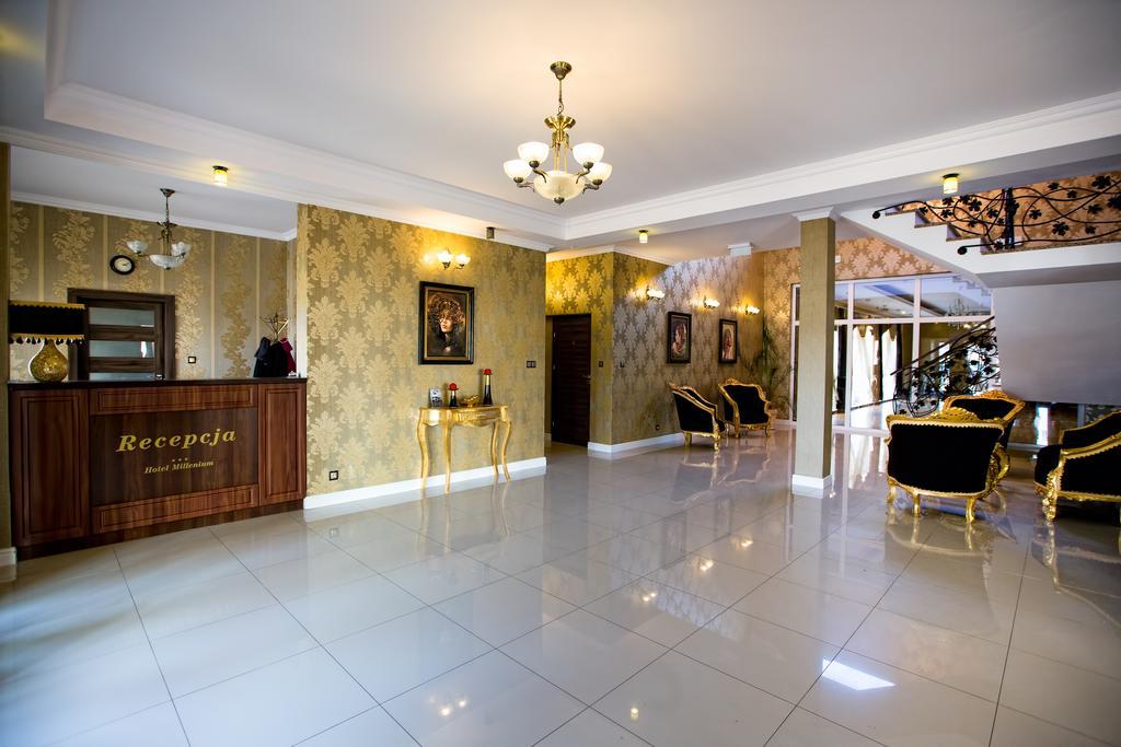 Hotel Millenium Góra Motyczna 외부 사진