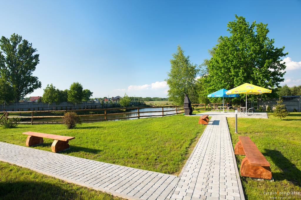Hotel Millenium Góra Motyczna 외부 사진