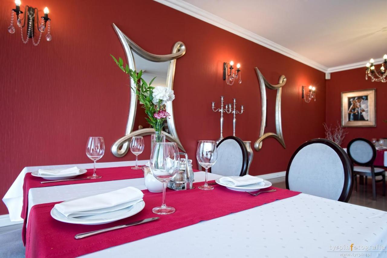 Hotel Millenium Góra Motyczna 외부 사진